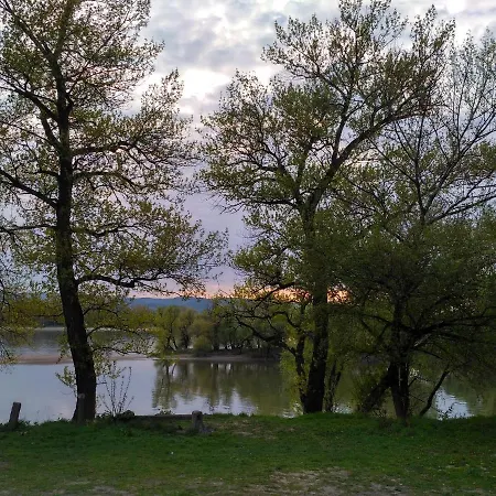 Erdőszéli Apartman Zebegény