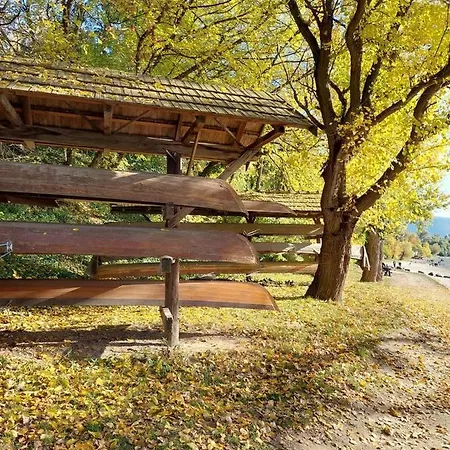 Erdoszeli Vendeghaz Zebegény